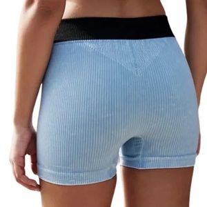 NWT  Free People Movement Seamless Short Size M